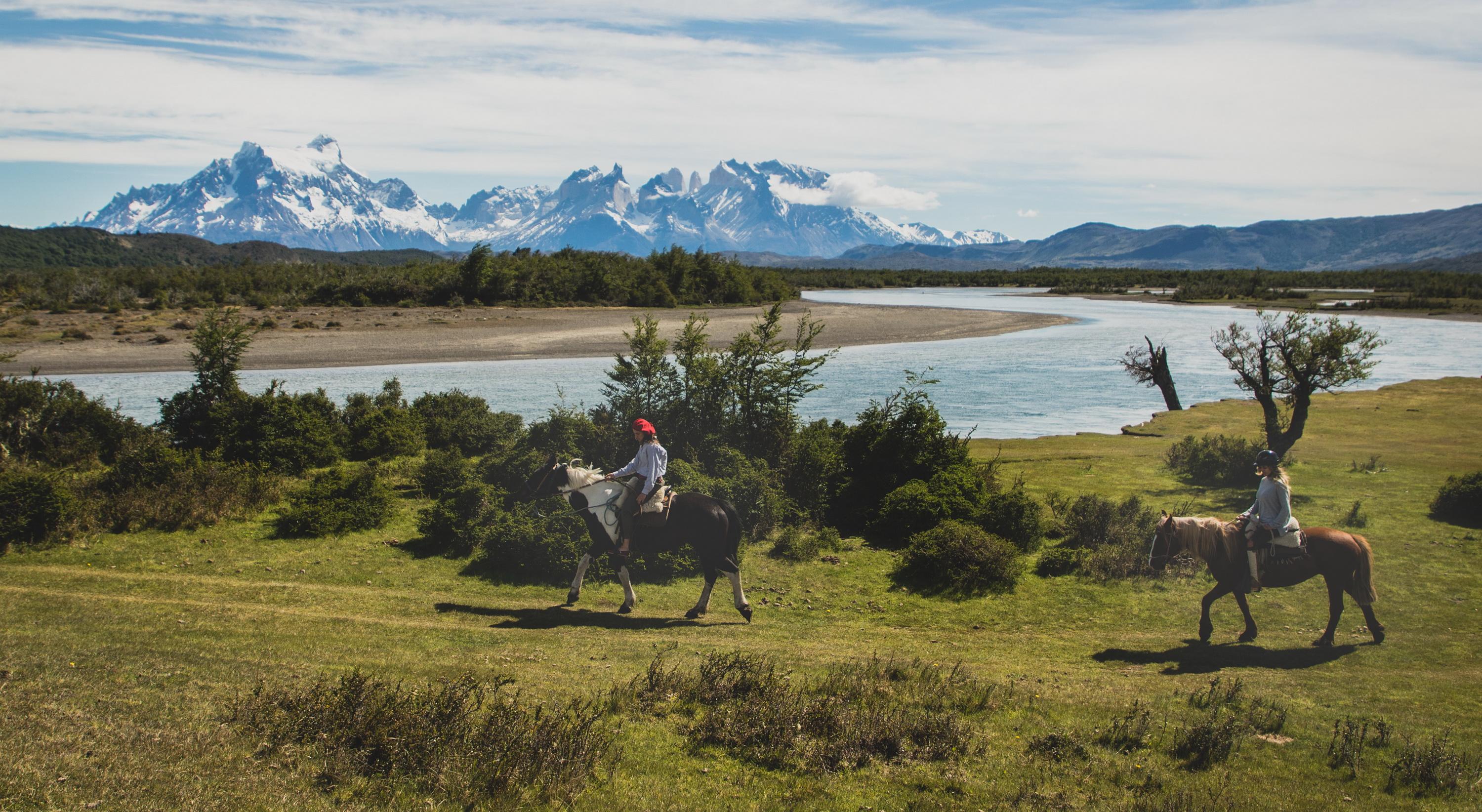 Rio Serrano Hotel And Spa Torres del Paine National Park Exterior foto